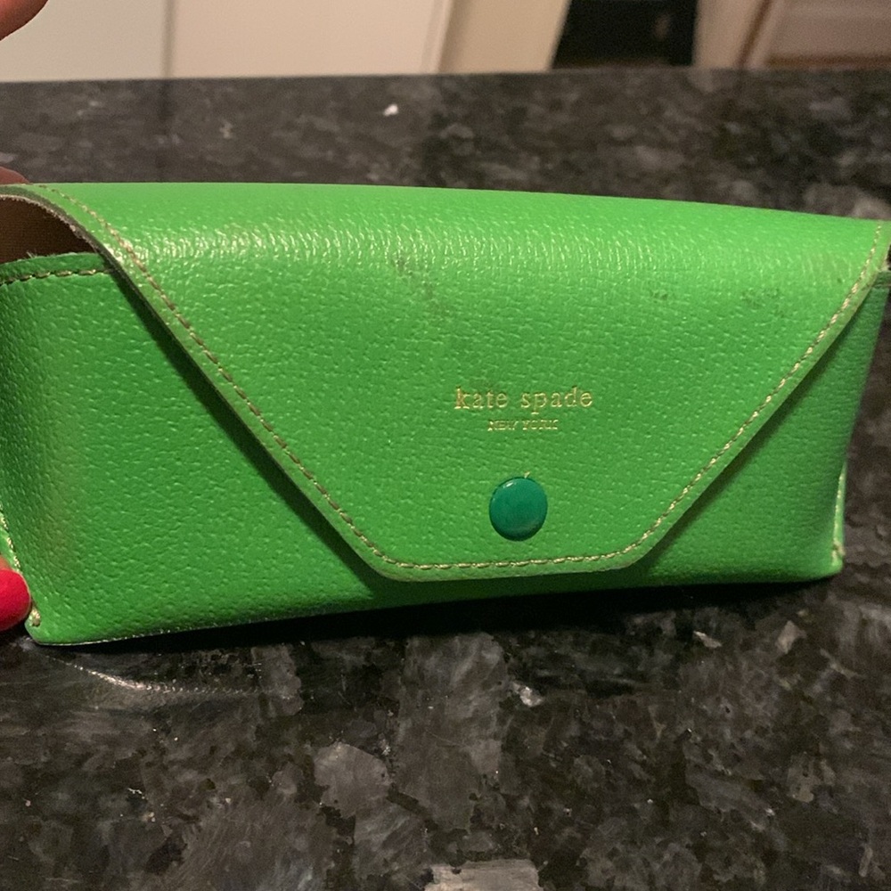 Bundle of 3 eyeglass/sunglass cases
2 TORY BURCH and 1 KATE SPADE case - Picture 12 of 14